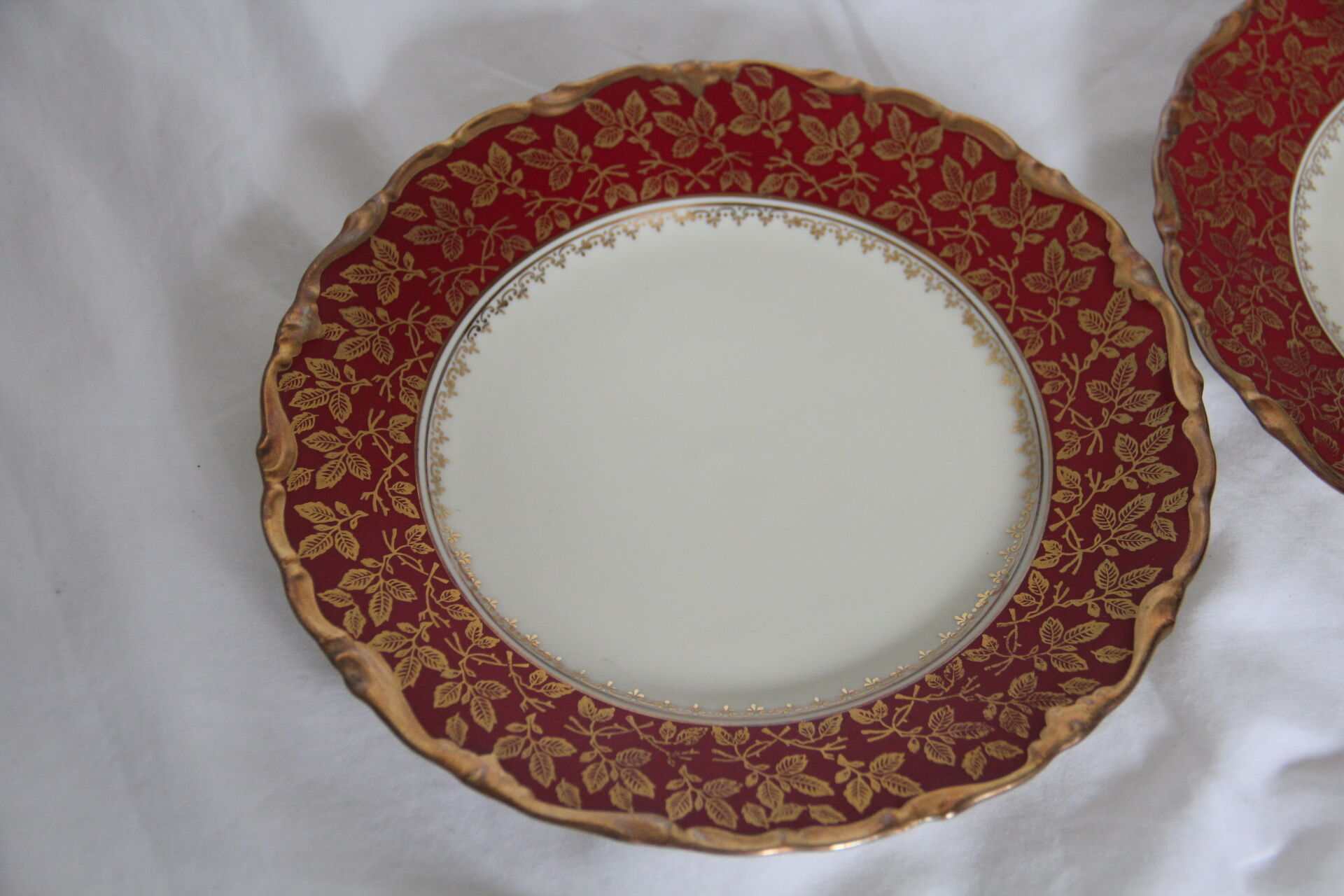 Two dessert plates, Bavarian porcelain garnet and gold