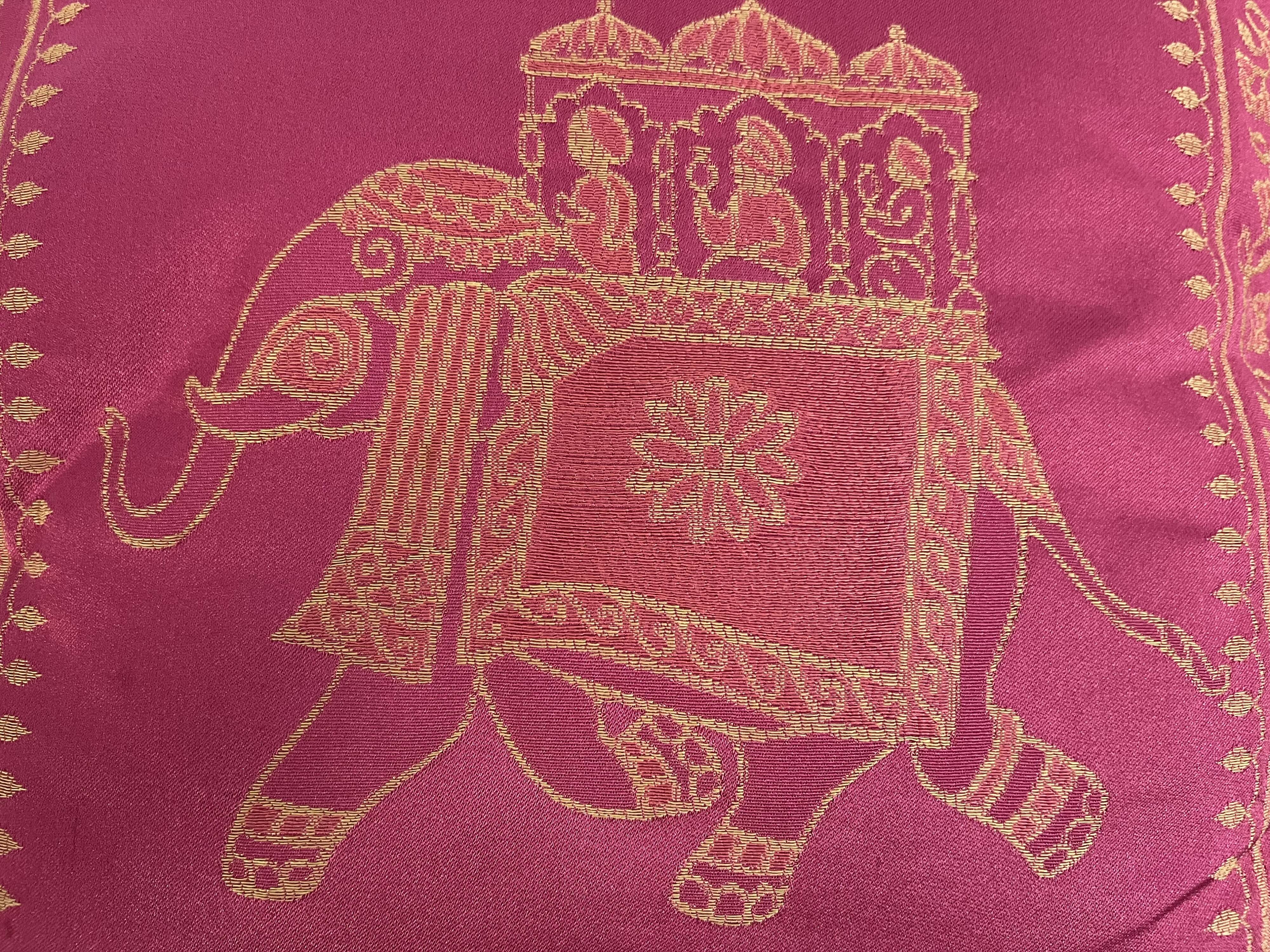 Set of 4 embroidered cushions with golden pink fuchsia elephant – 42x42 cm – front and back