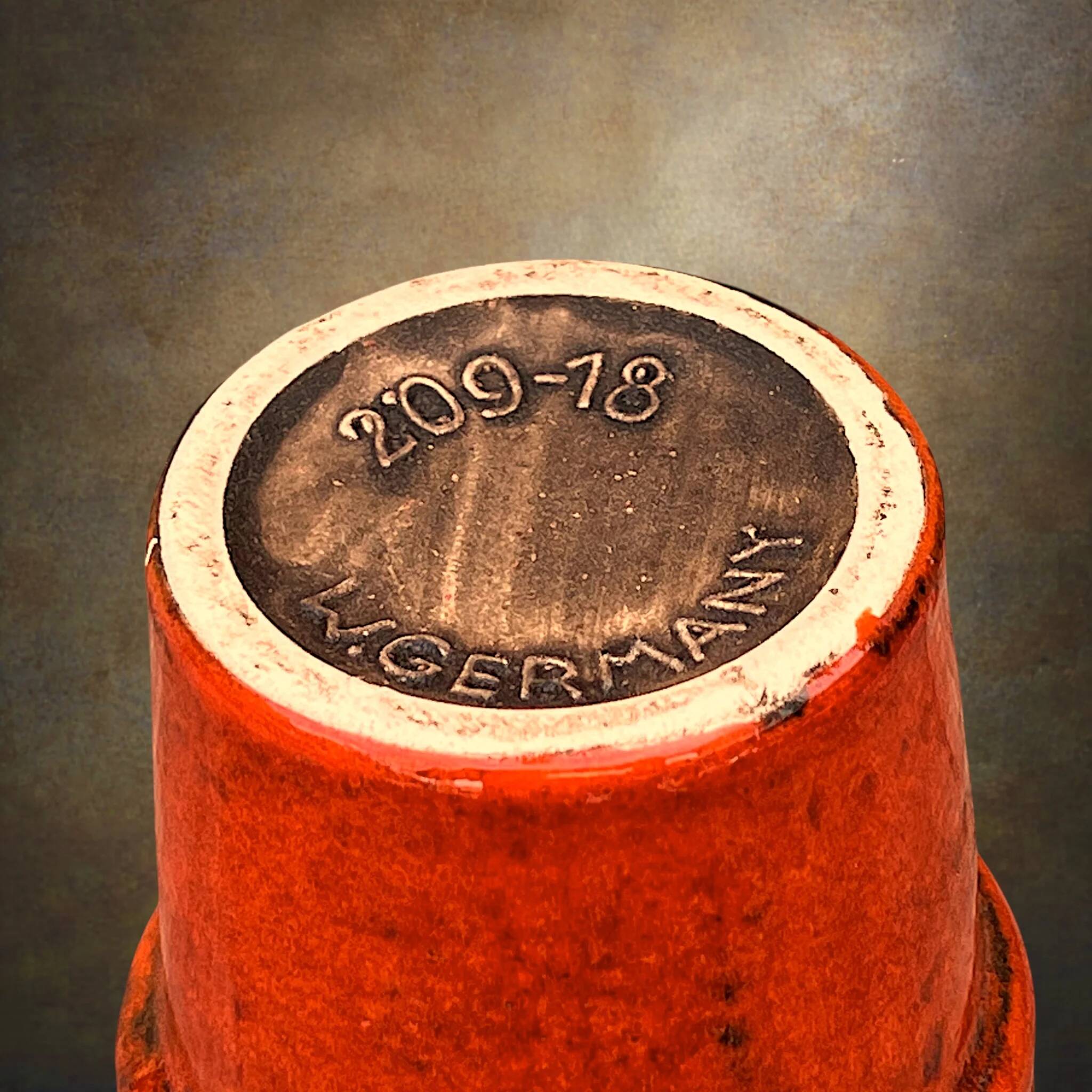 Scheurich Fat Lava vase in red and brown – Model 209-18 – 1970s