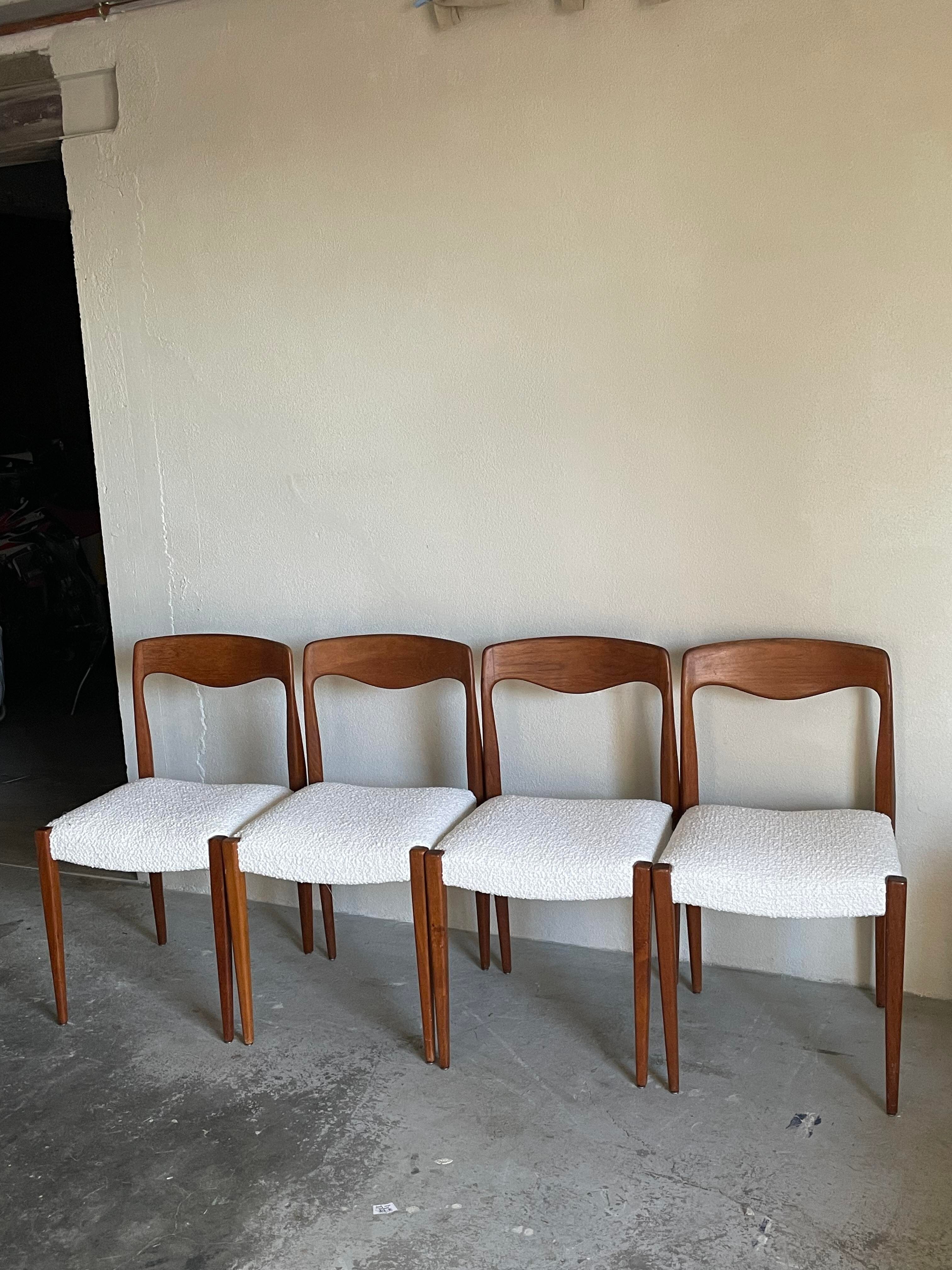 4 chairs