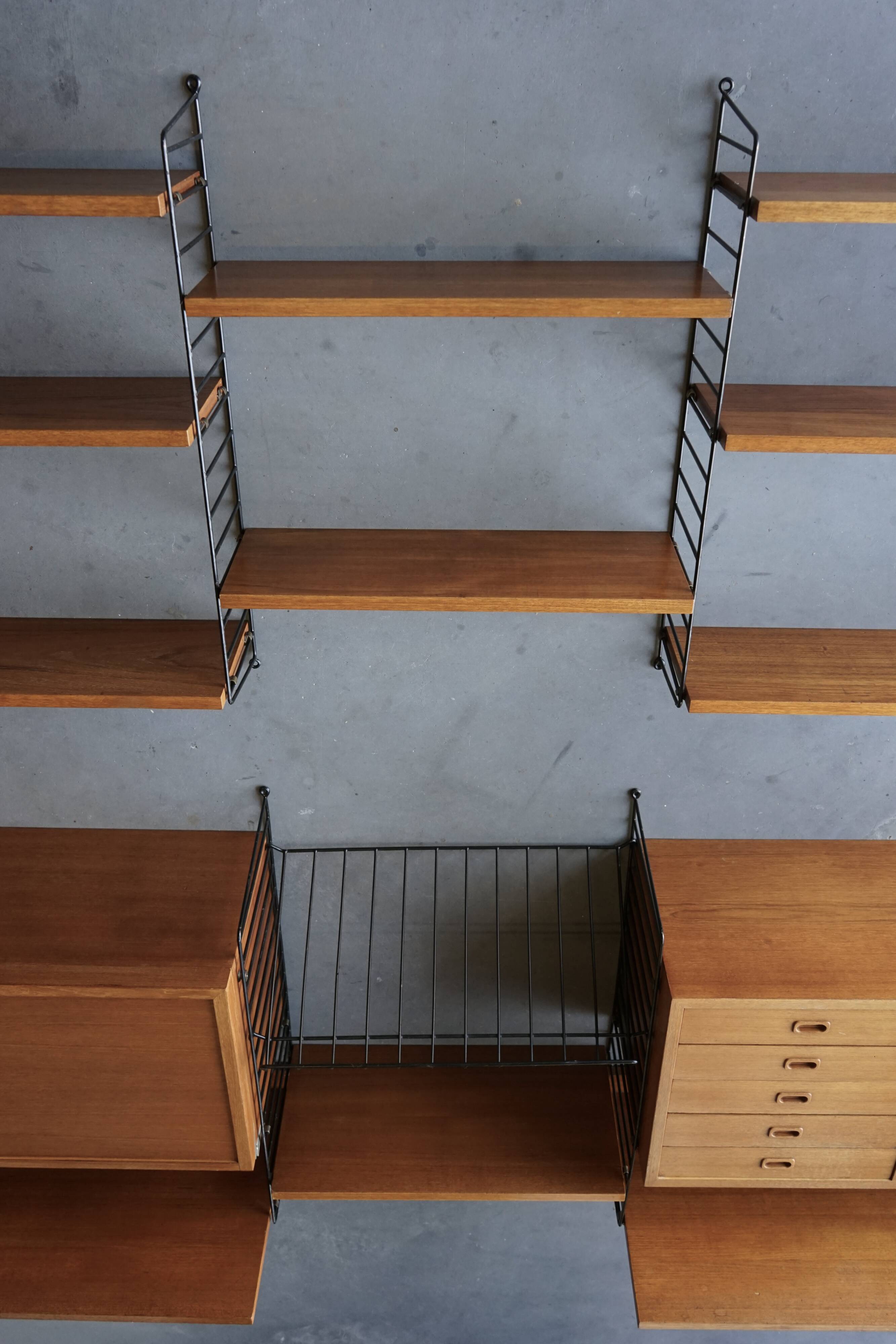 Etagère murale vintage par Nisse Strinning pour String AB, années 1960