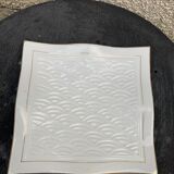 6 white glazed ceramic plates vague design and contemporary patterns