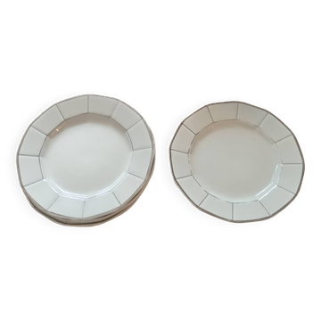 6 plates