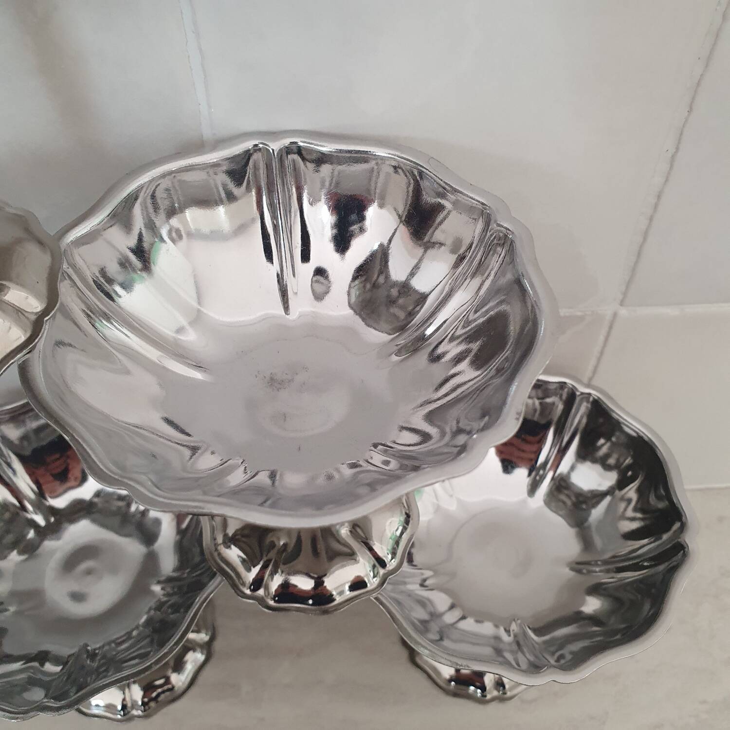 6 Coupes à dessert en inox