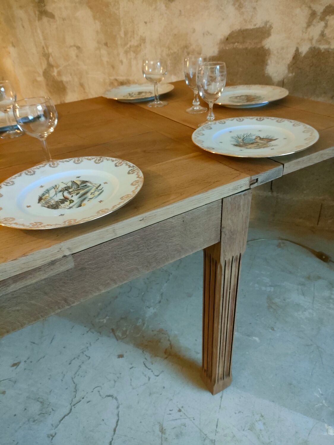 Farmhouse table