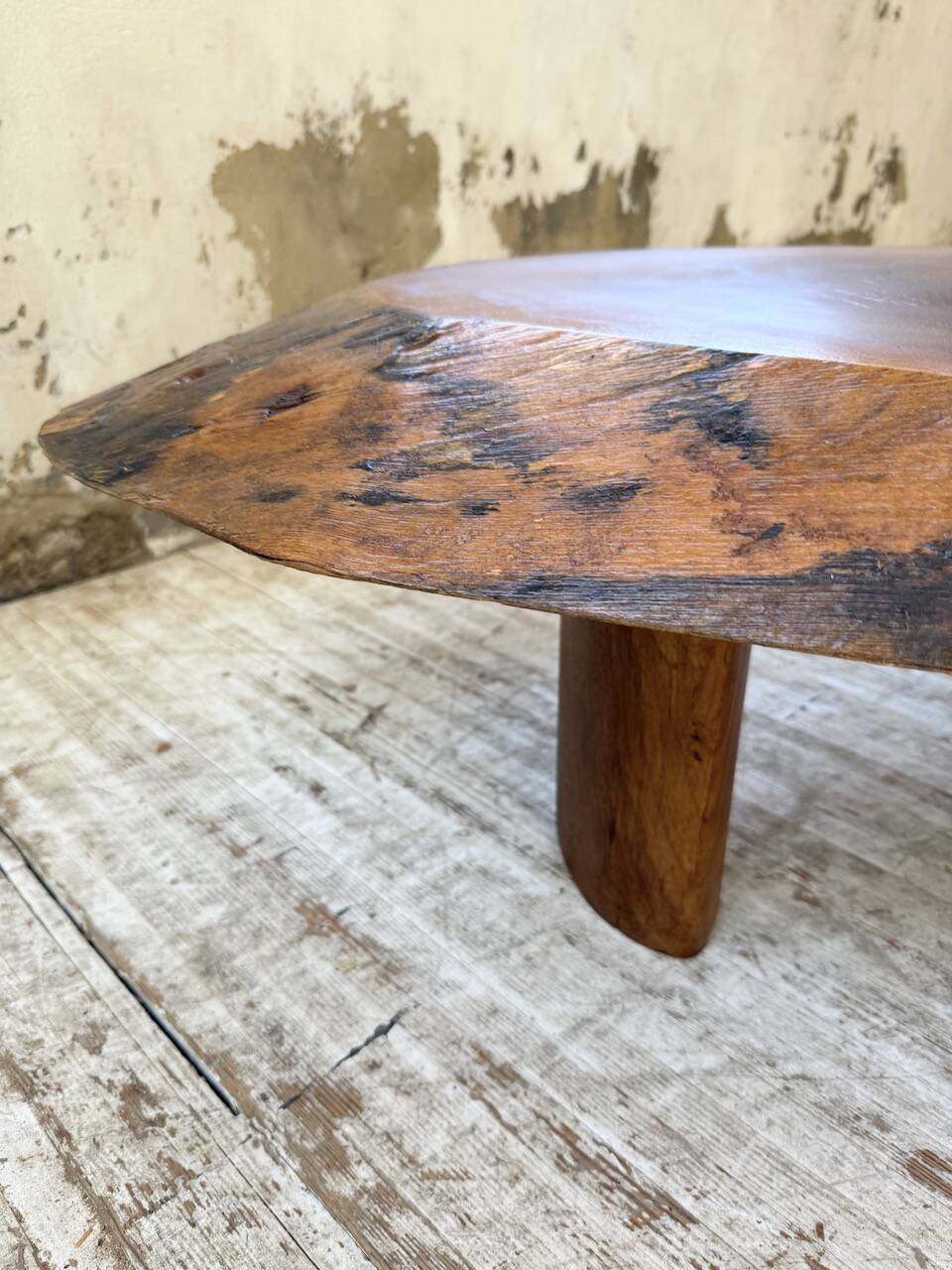 Table basse années 50 plateau bois exotique XXL