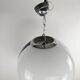 Grande lampe globe diamètre 45 cm Italie années 60 en verre blanc et violet.