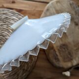 White opaline suspension