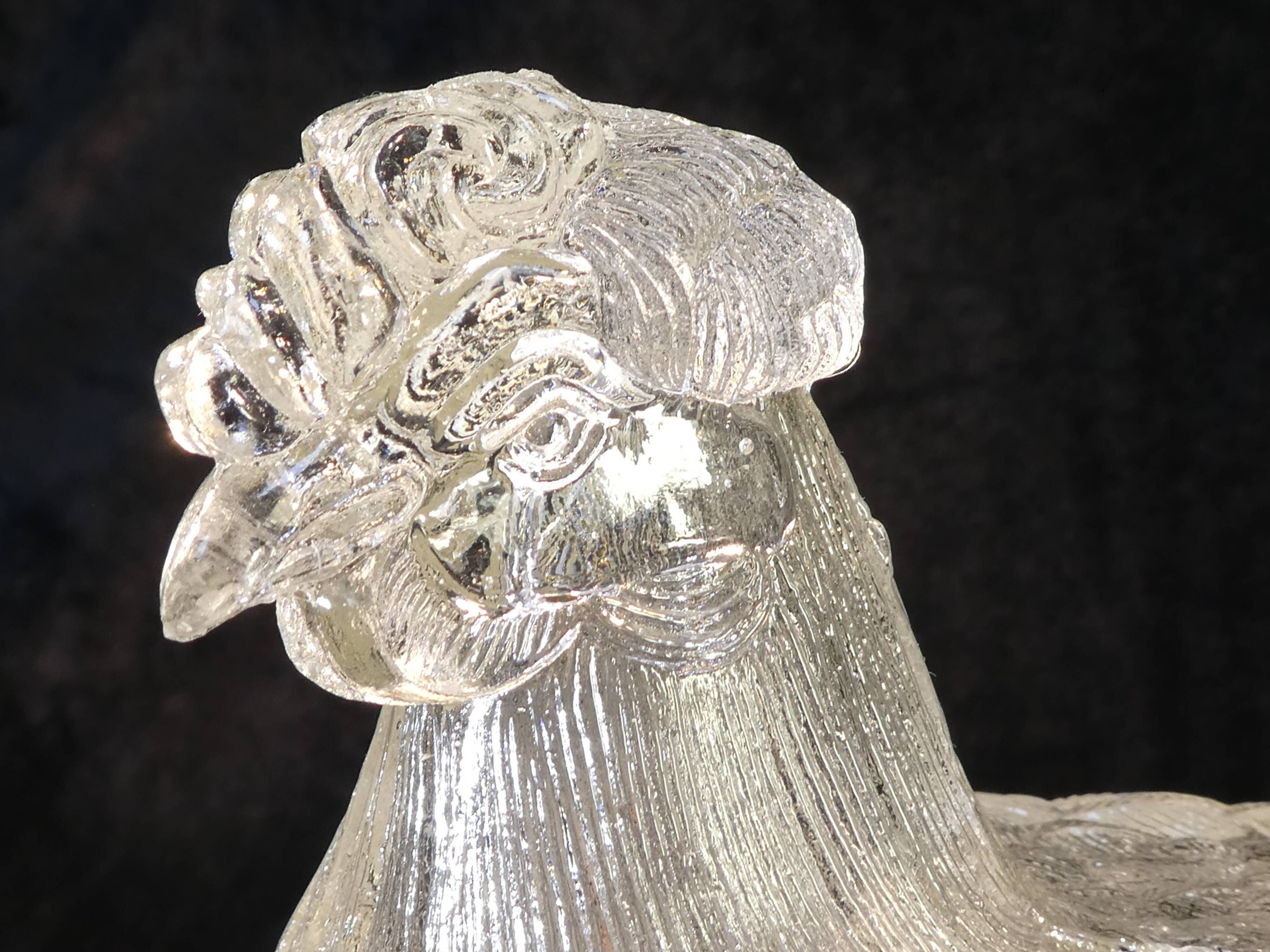 Large hen bonbonniere glass box style portieux vallerysthal