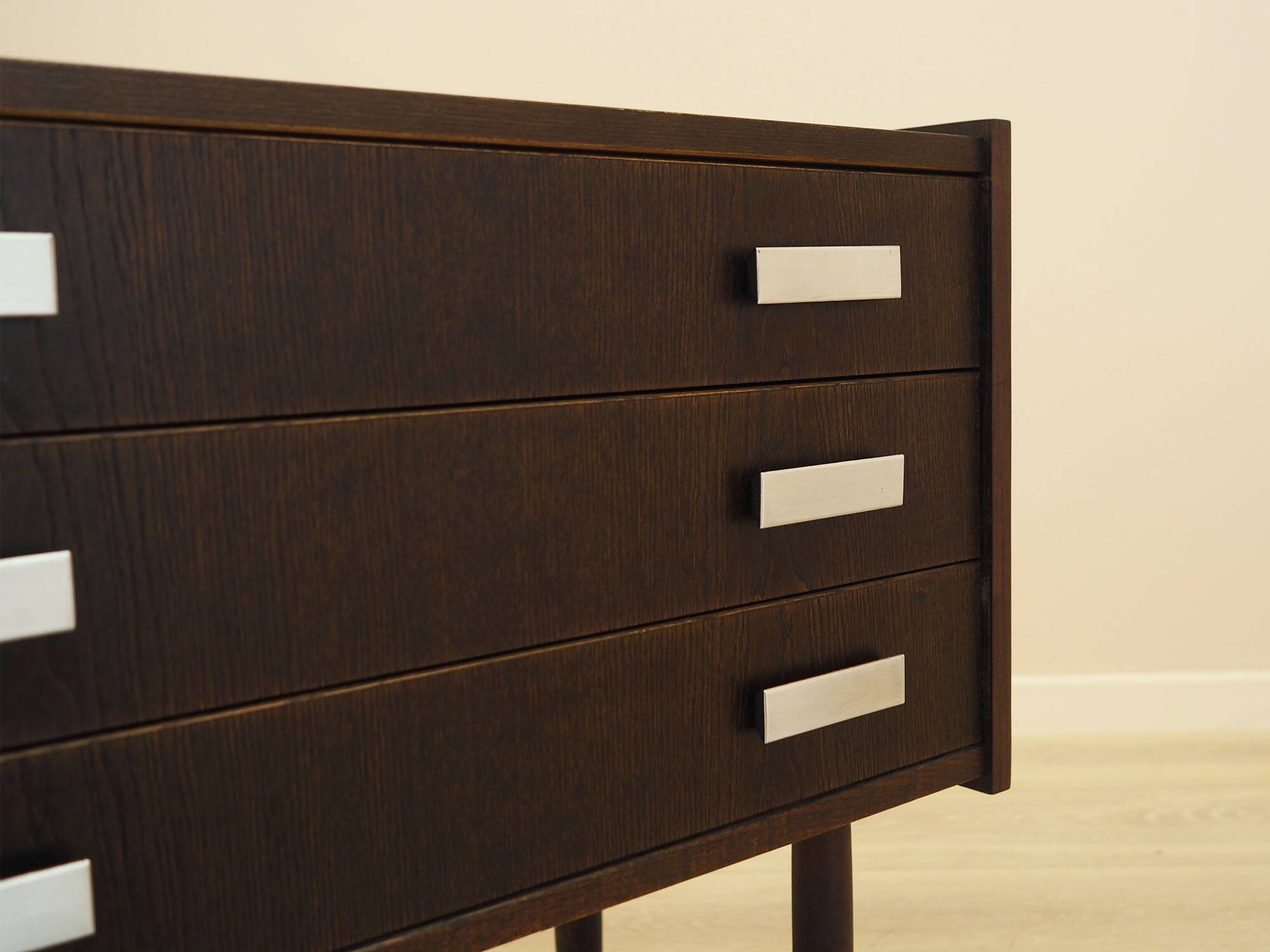 Commode en placage de chêne danois, années 1980