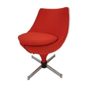 Polaris chair by Pierre Guariche