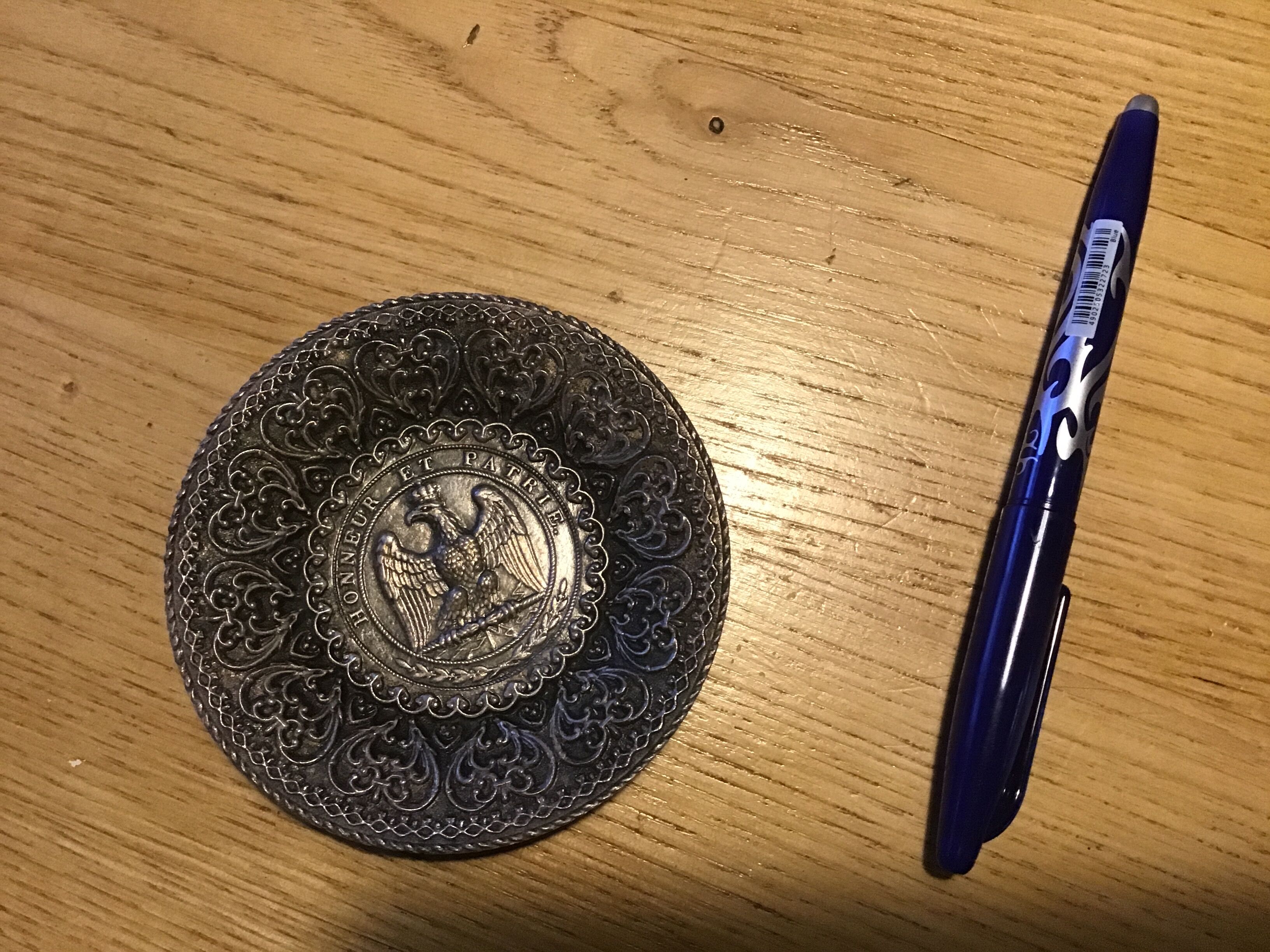 Empty Napoleon Bonaparte empty-pocket