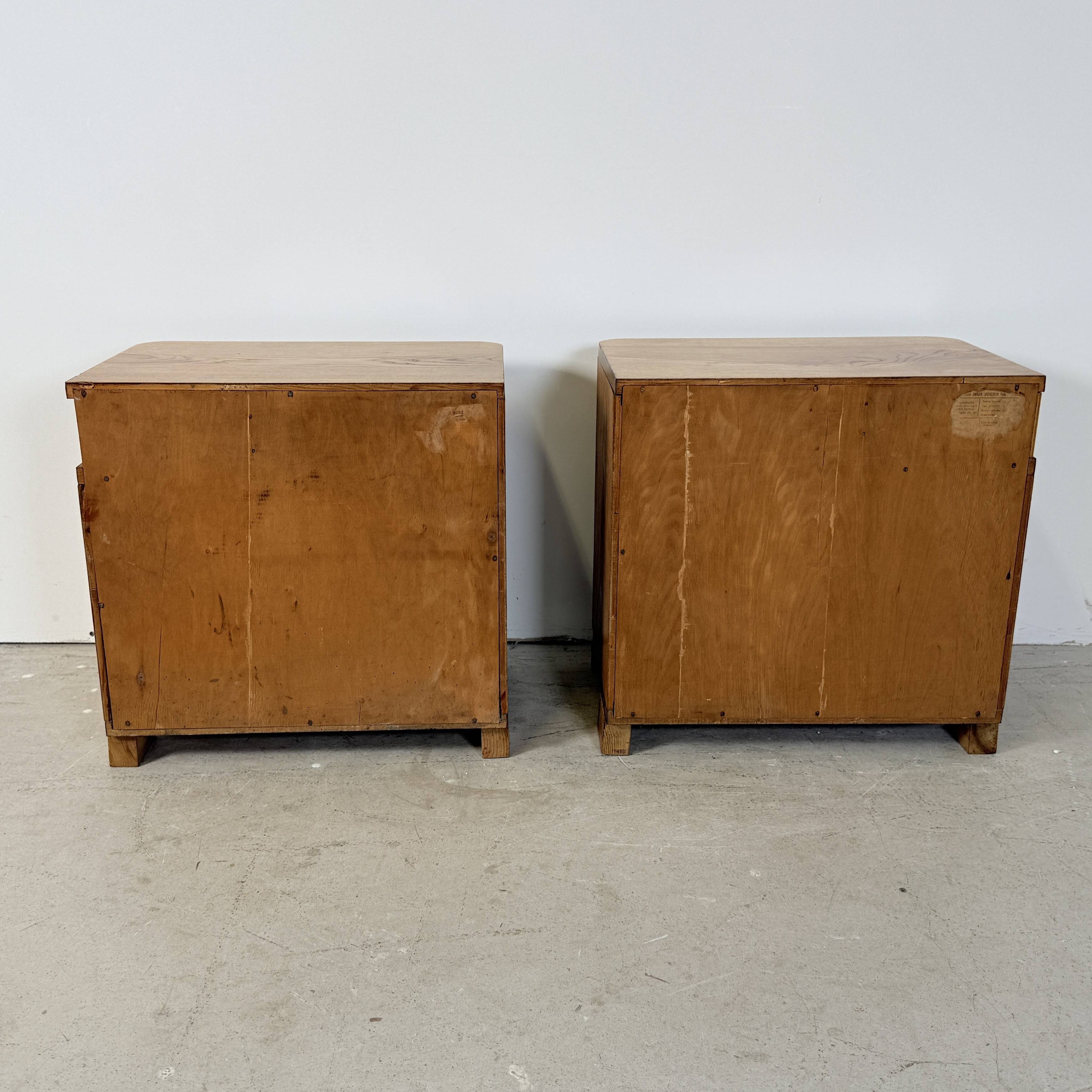 Pair of Art Deco Bedside Tables, Streamline Design, 1950s