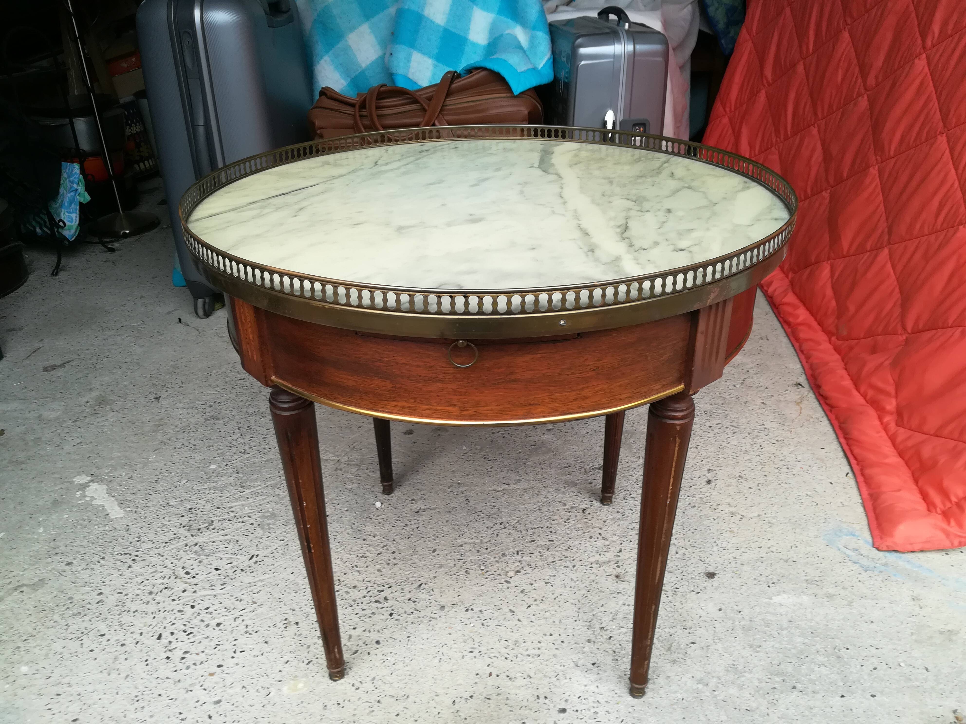 Hot water bottle table