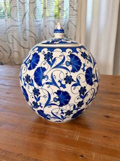 Ceramic covered pot Kütahya (Turkey)
