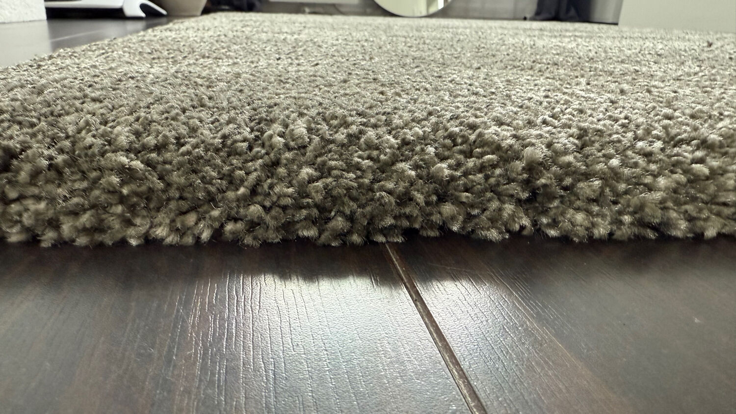 Heytens rugs – soft and modern