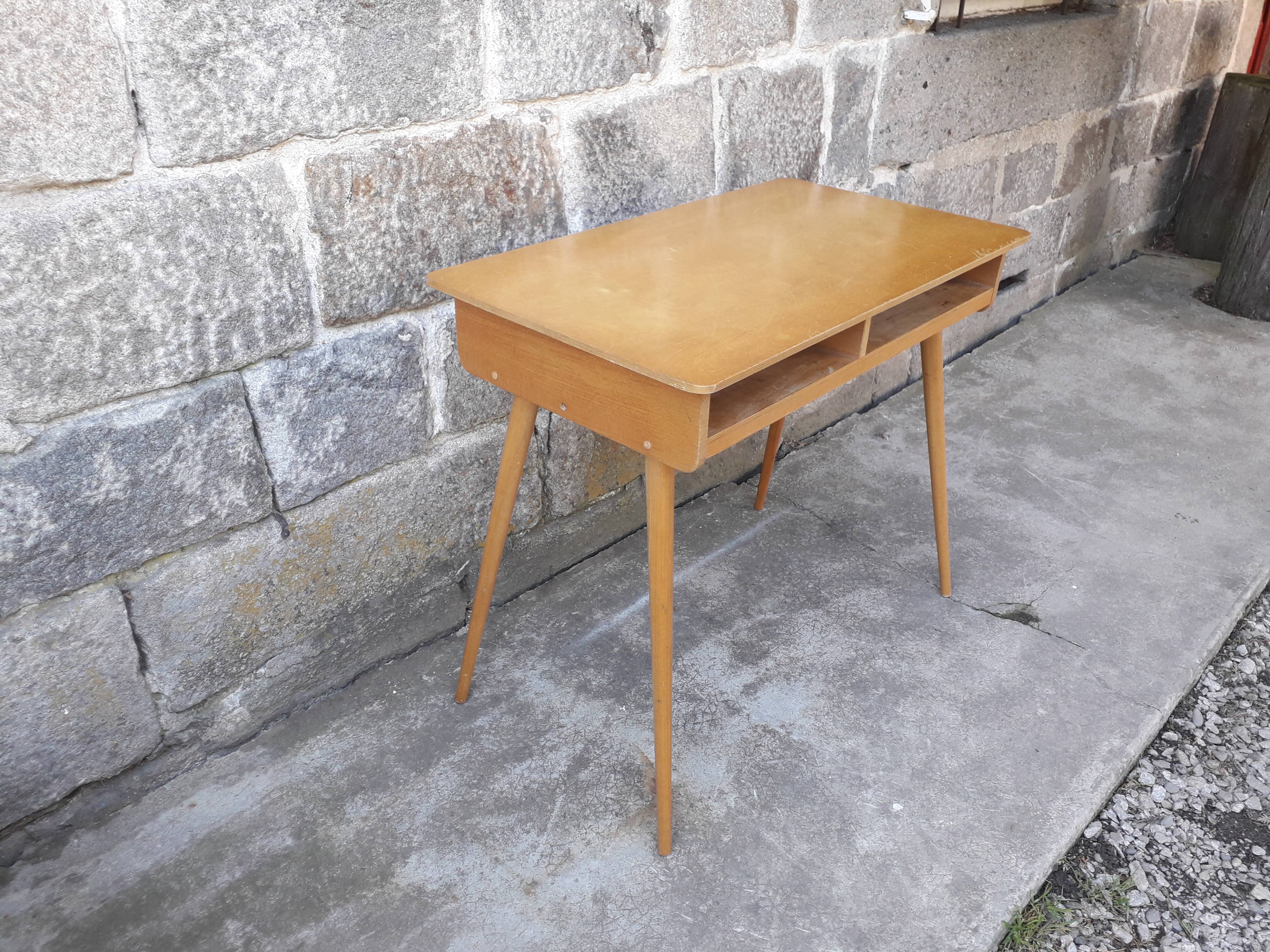 Office feet vintage compass