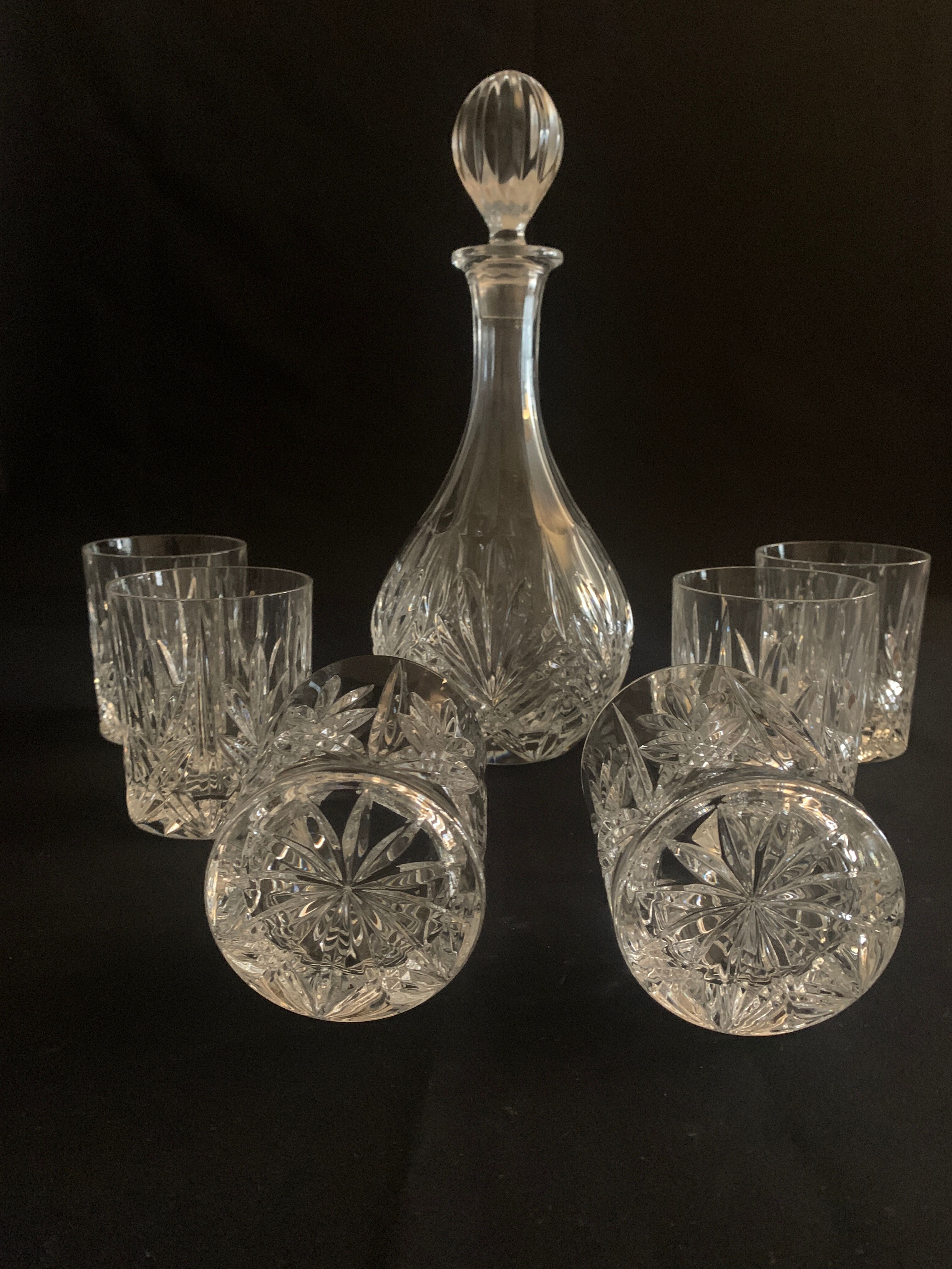 Crystal decanter and its six glasses