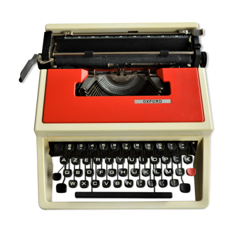 Oxford by Olivetti portable typewriter from the 1970s