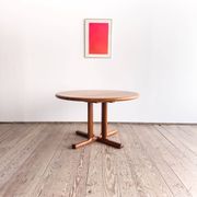 Table ronde extensible en teck de Dyrlund, Danemark