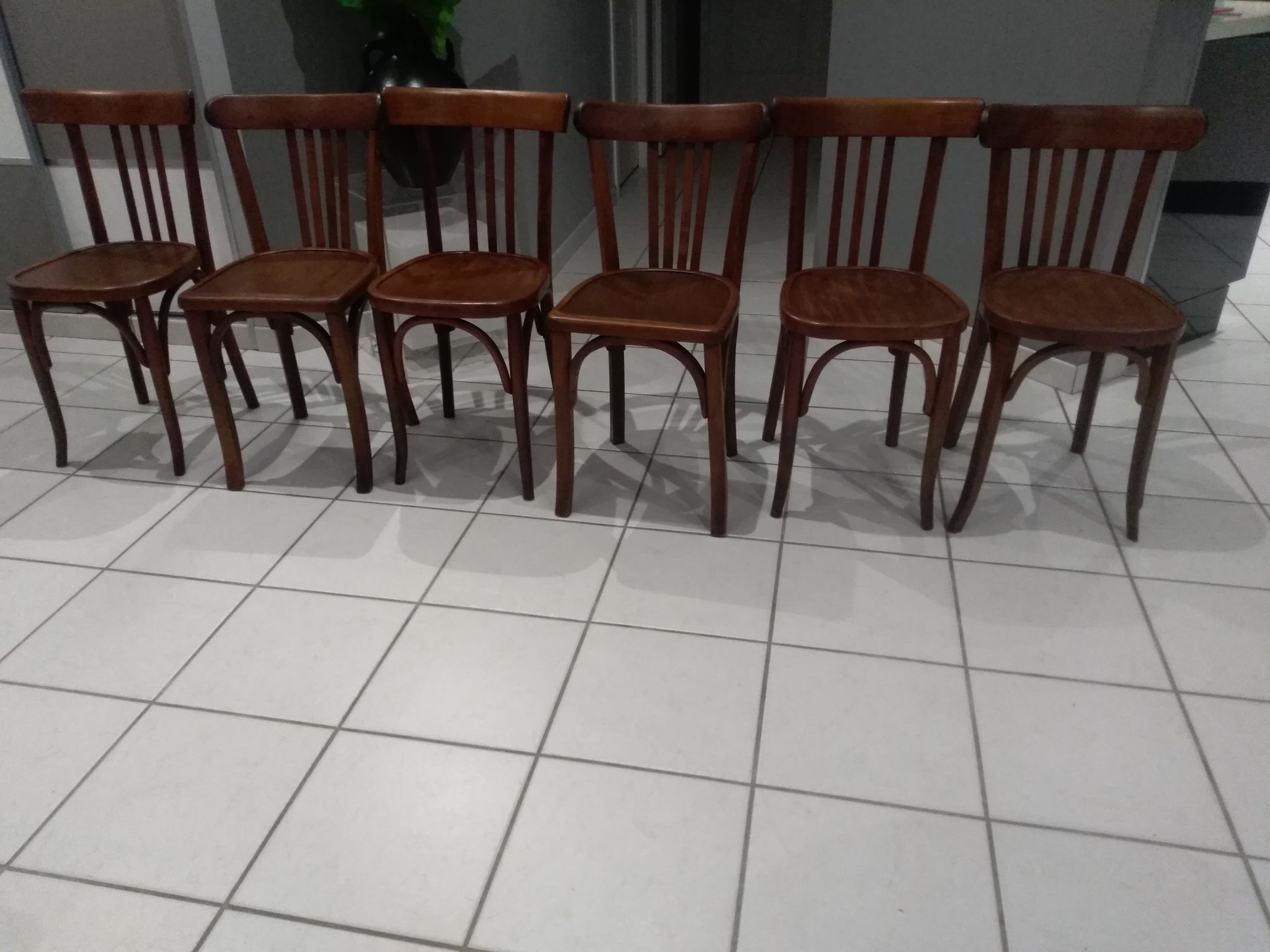 Suite de 6 chaises de bistrot Luterma année 1950