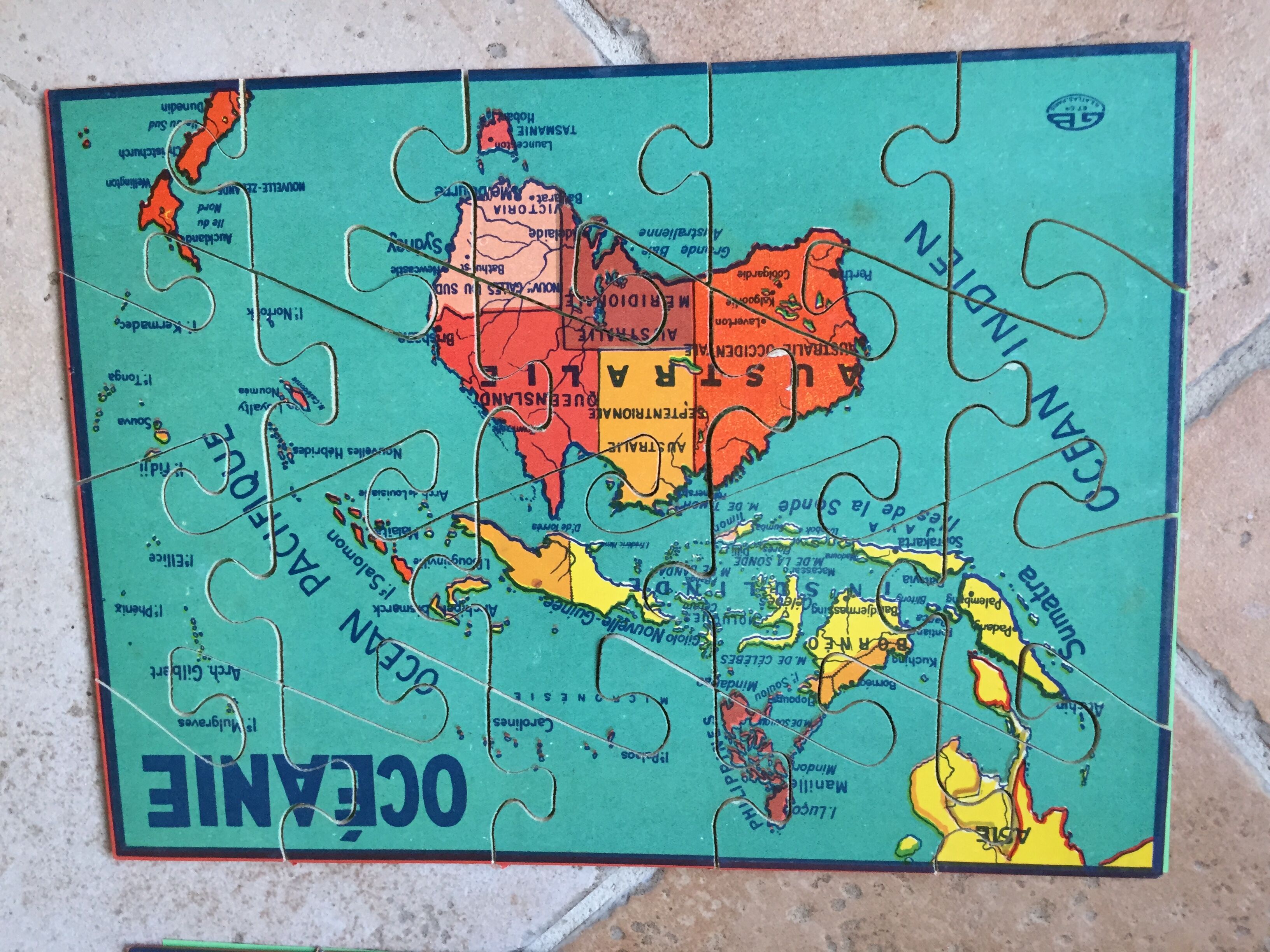 Ancient game of six educational puzzles entitled Patience Game