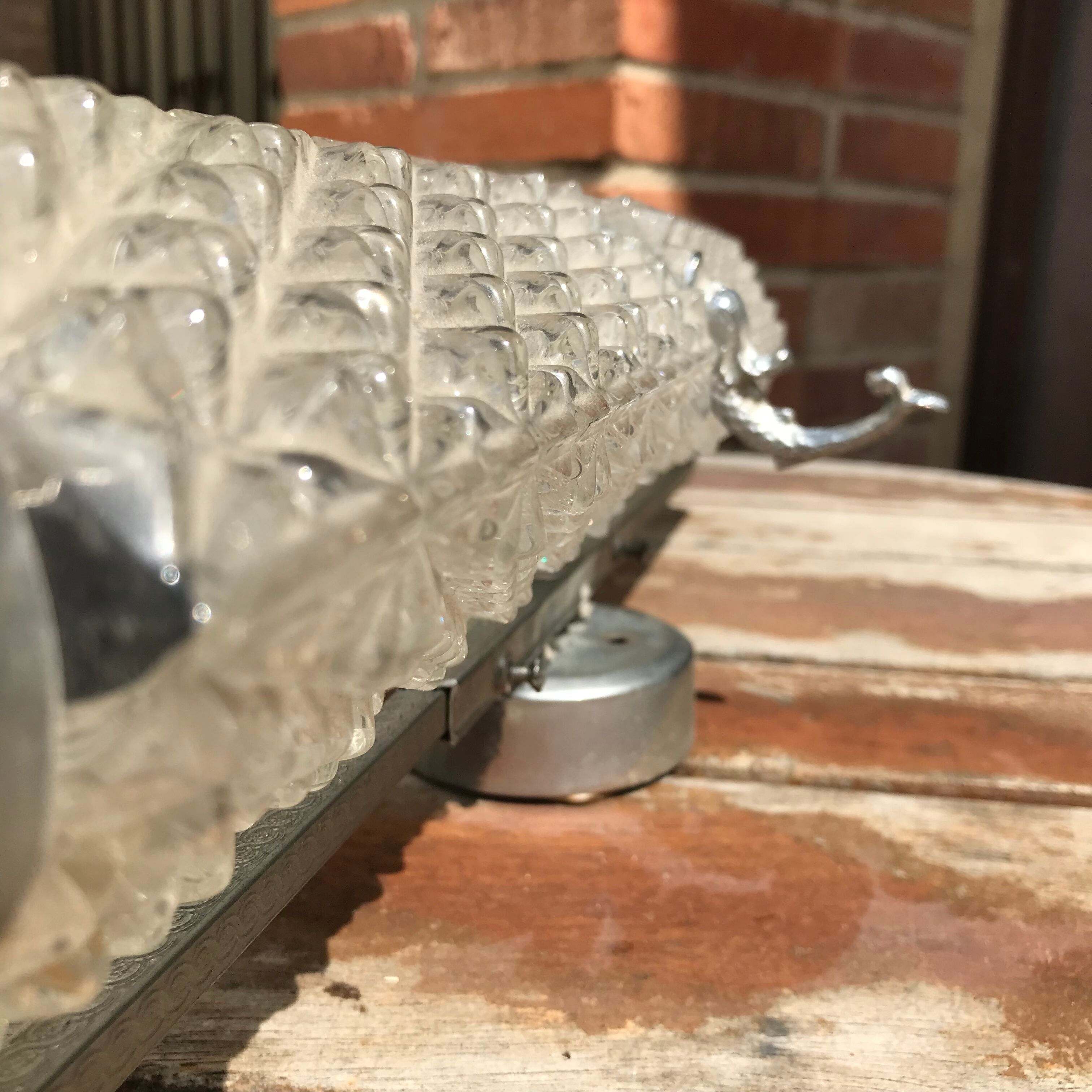 Luminaire applies art deco