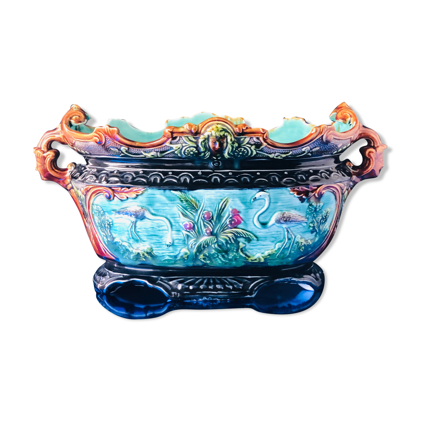 Old garden center in navy blue slurry