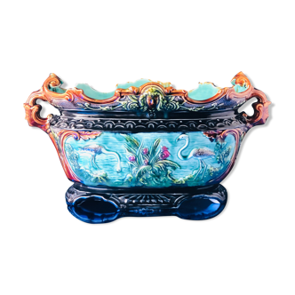 Old garden center in navy blue slurry