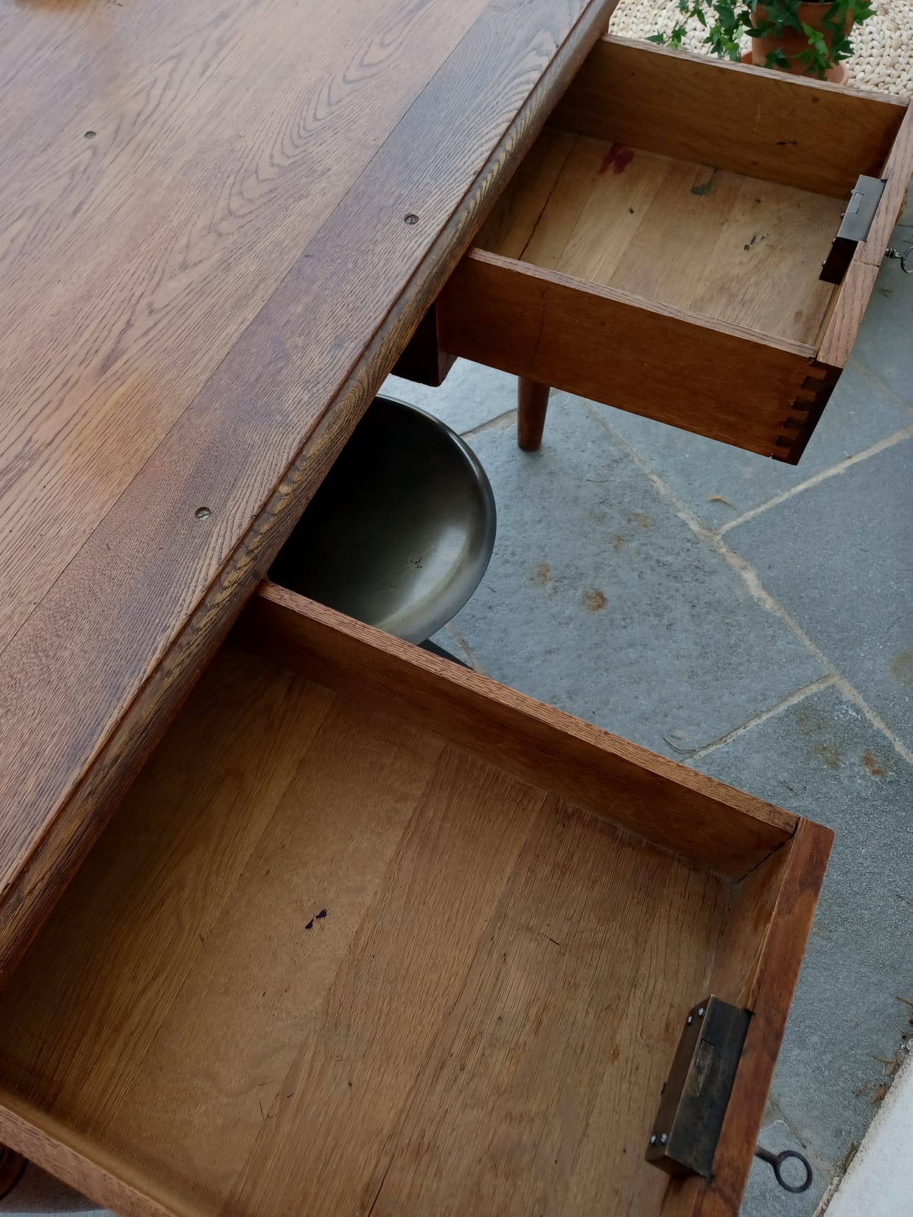 Old oak directoire style office