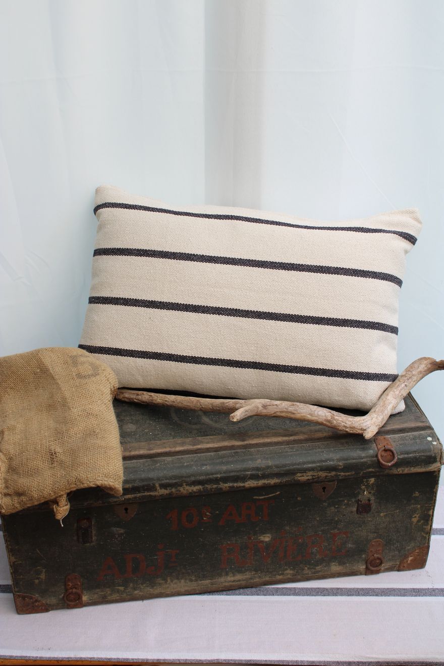 Coussin rayé