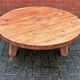 Table basse en chêne brutaliste à trois pieds
