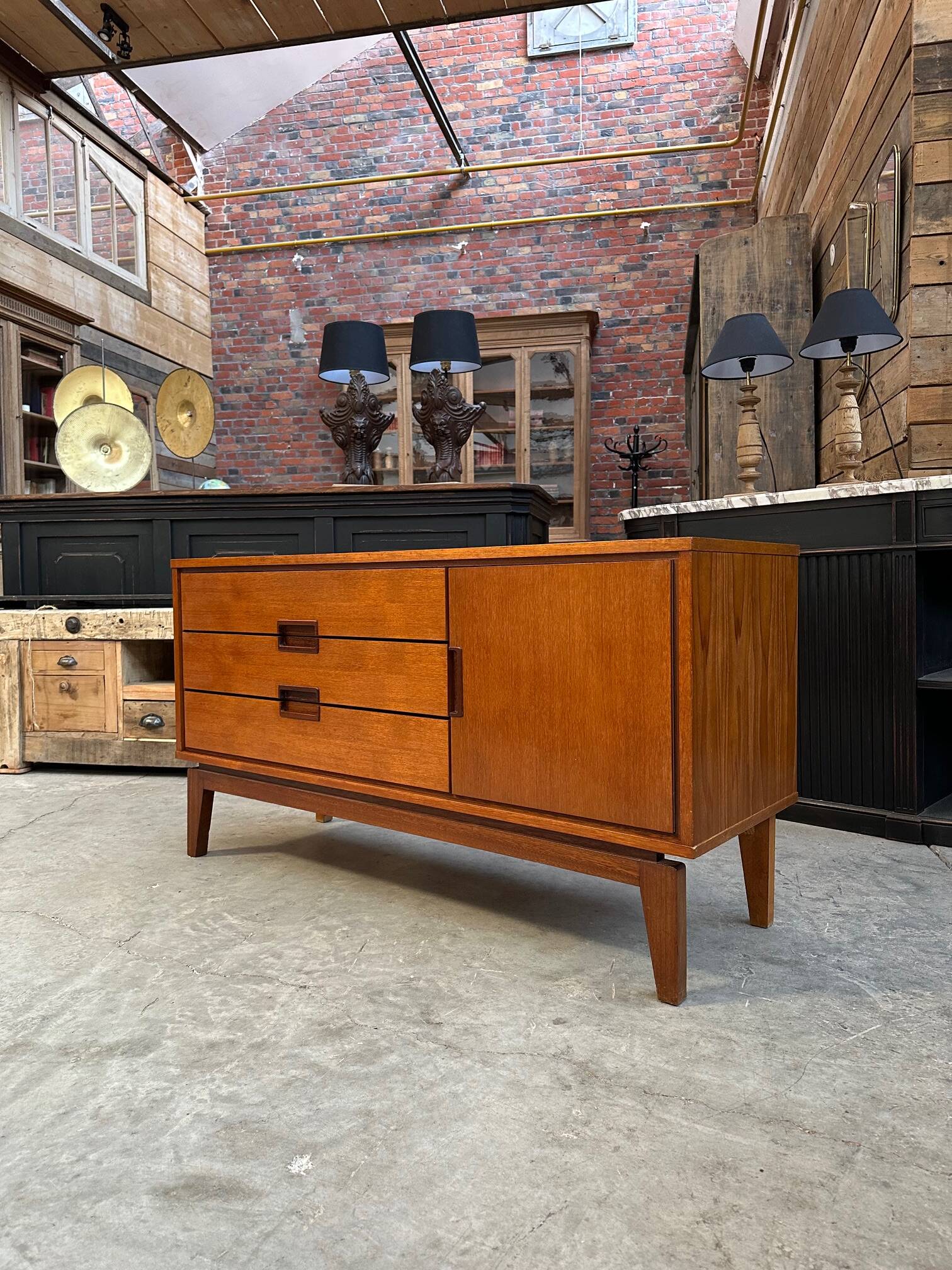 Petite enfilade scandinave en teck