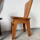 Paire de chaises brutalistes savoyardes en pin