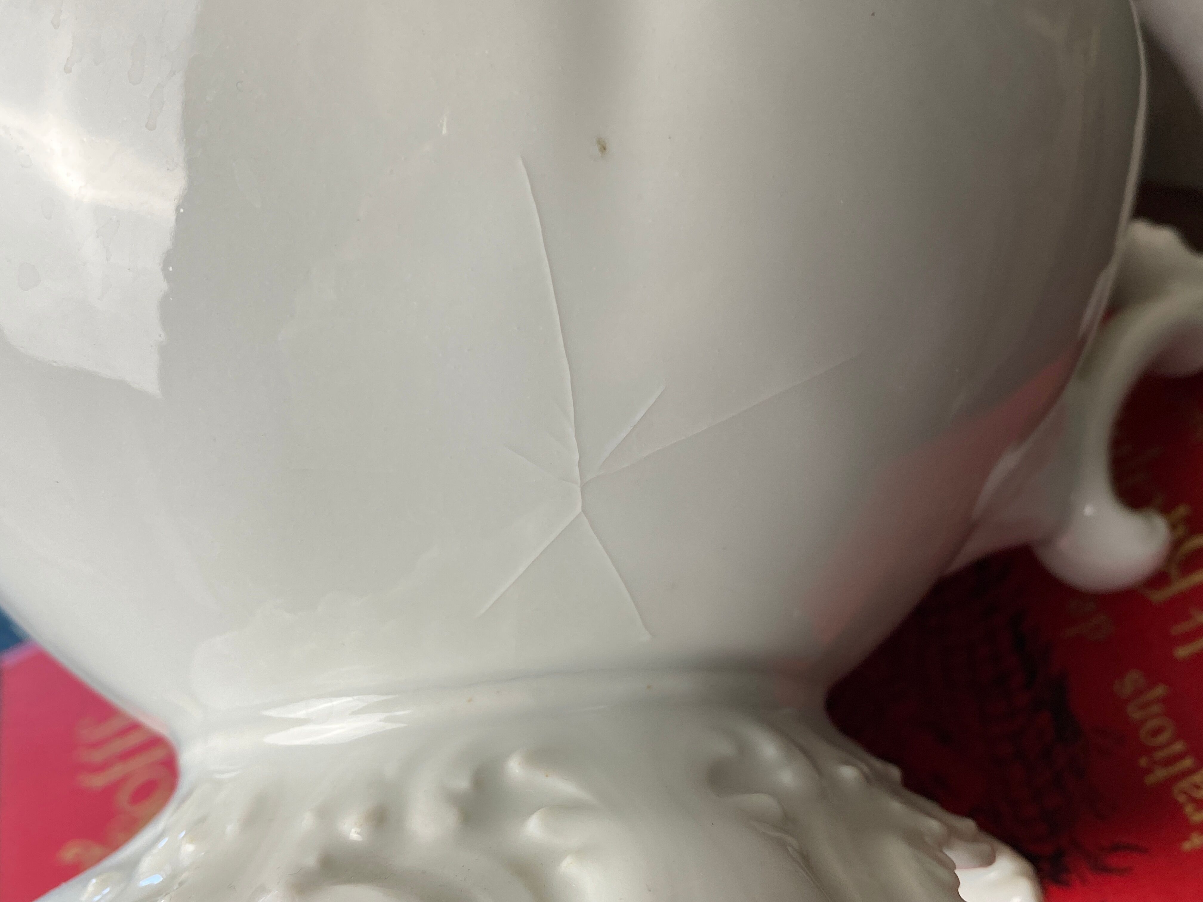 Large white porcelain teapot XIX