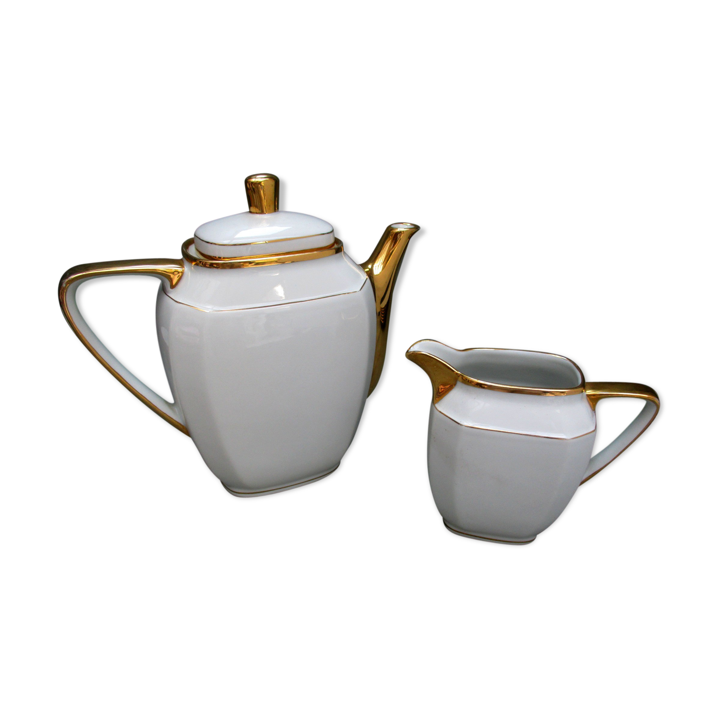 Cafetiere and pot to lait porcelaine Limoges