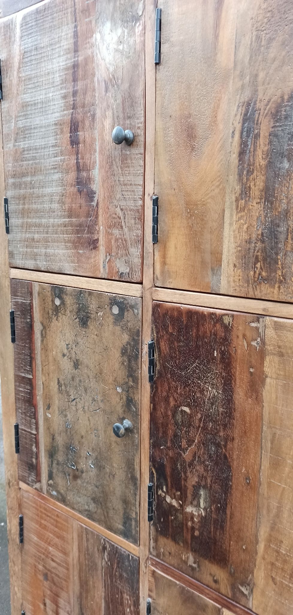 Wardrobe 8 doors in old wood