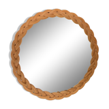 Vintage mirror in round rattan