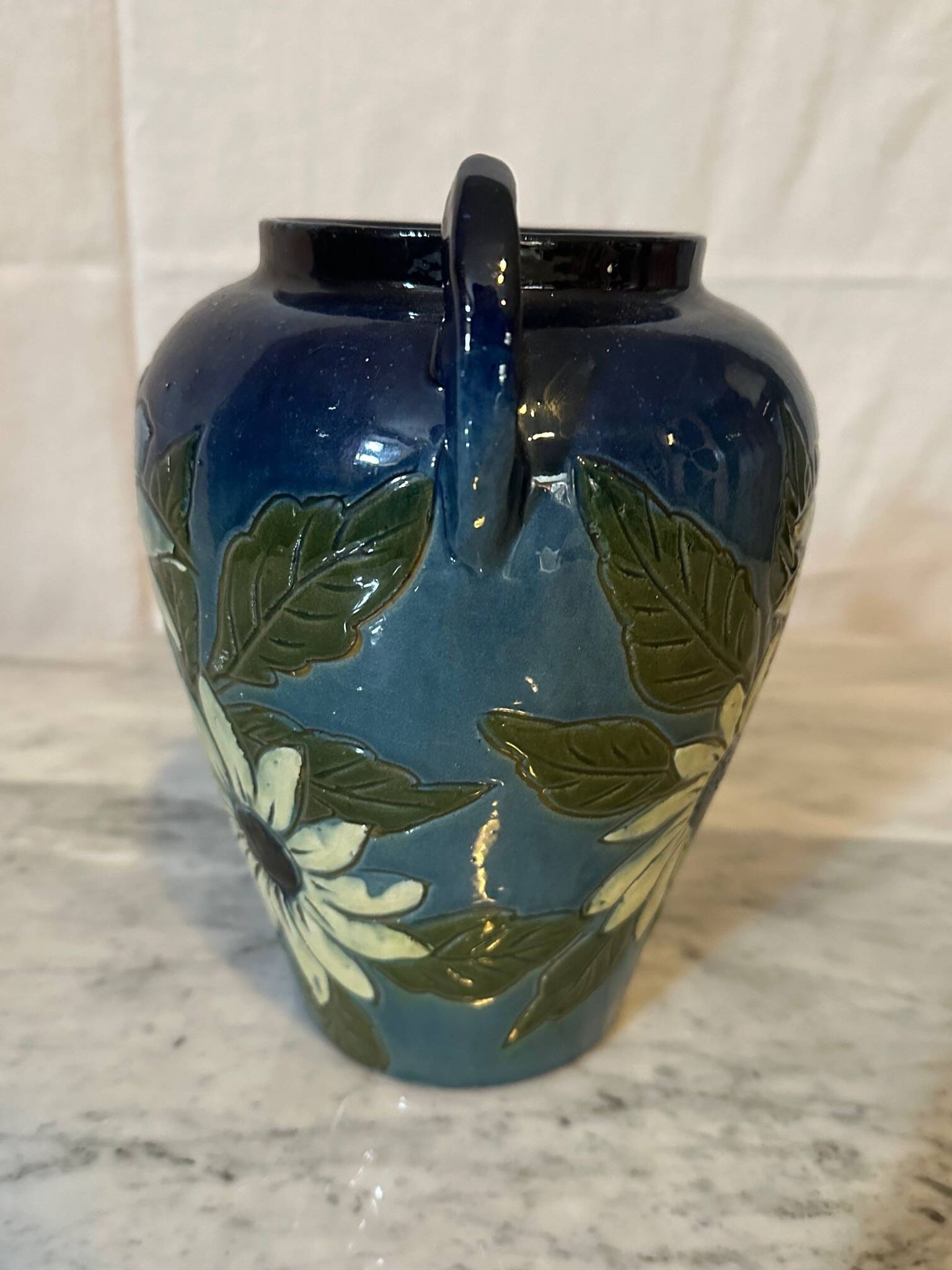 Vase en terre cuite vernissée