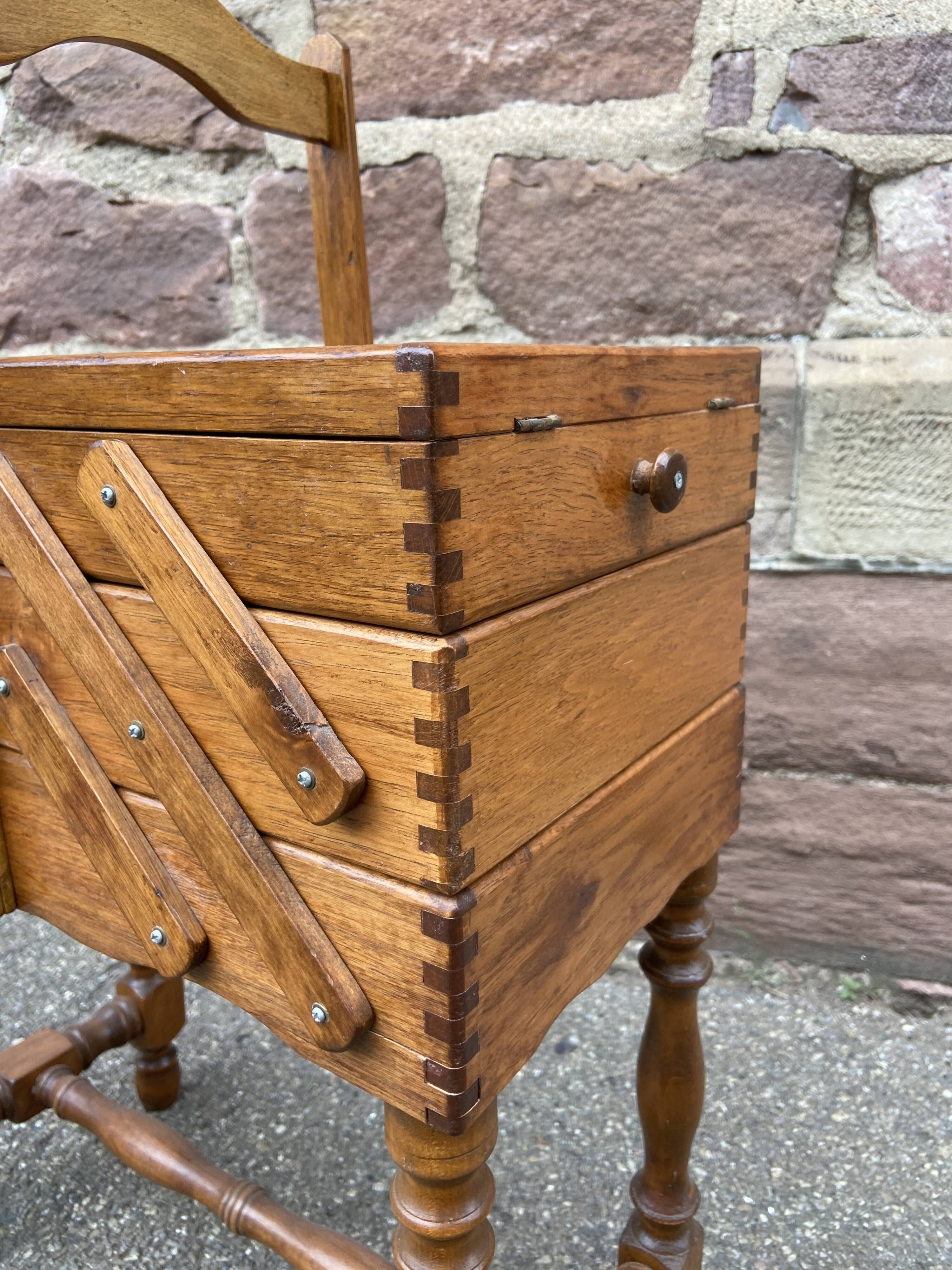 Scandinavian vintage Art Deco worker sewing box sewing box 1950