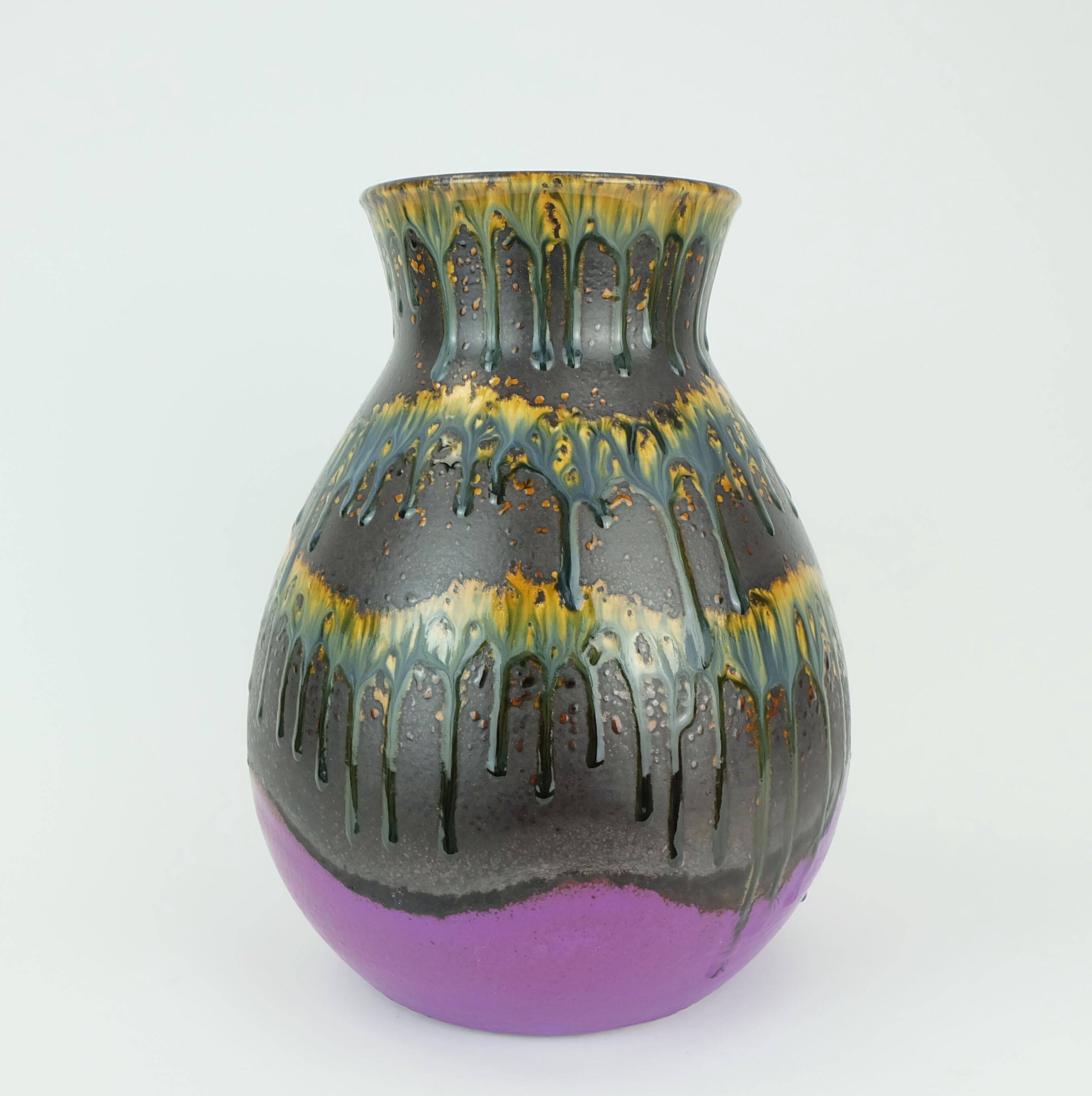 mid century vase dumler & breiden vase model 122/30 with rare colorful patt