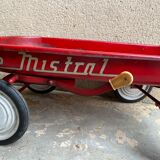 Old child's pull-out cart "the mistral"