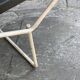 Banc d'harry bertoia aux éditions knoll