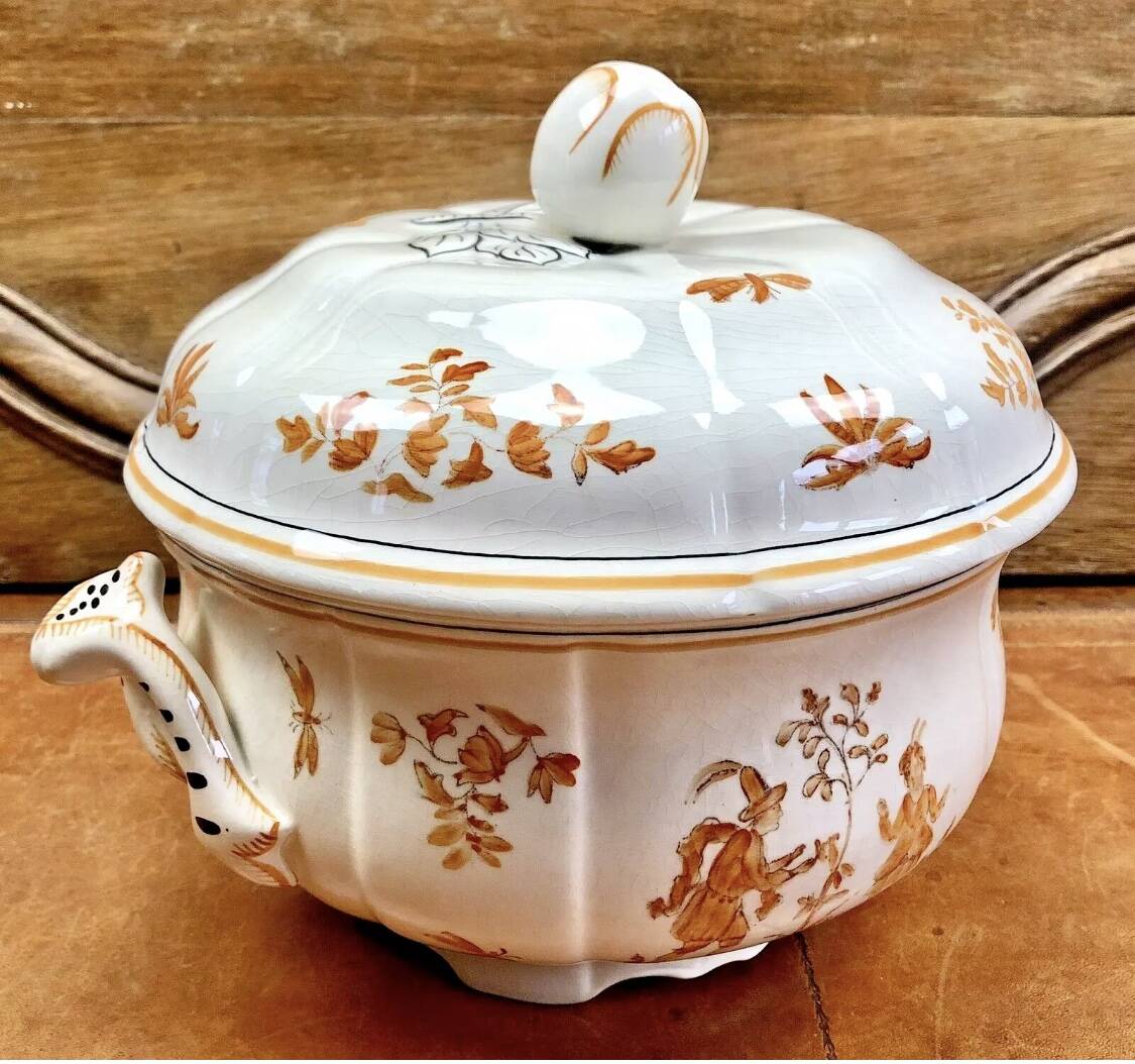 Ancienne soupière légumier Longchamp décor Moustiers Olerys 2