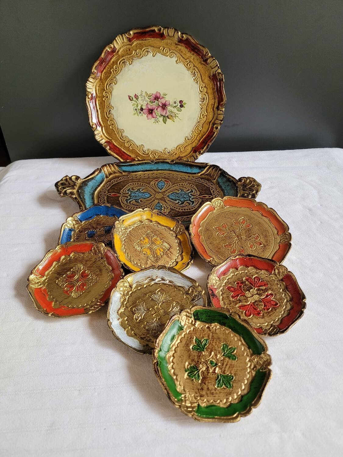 Venetian trays