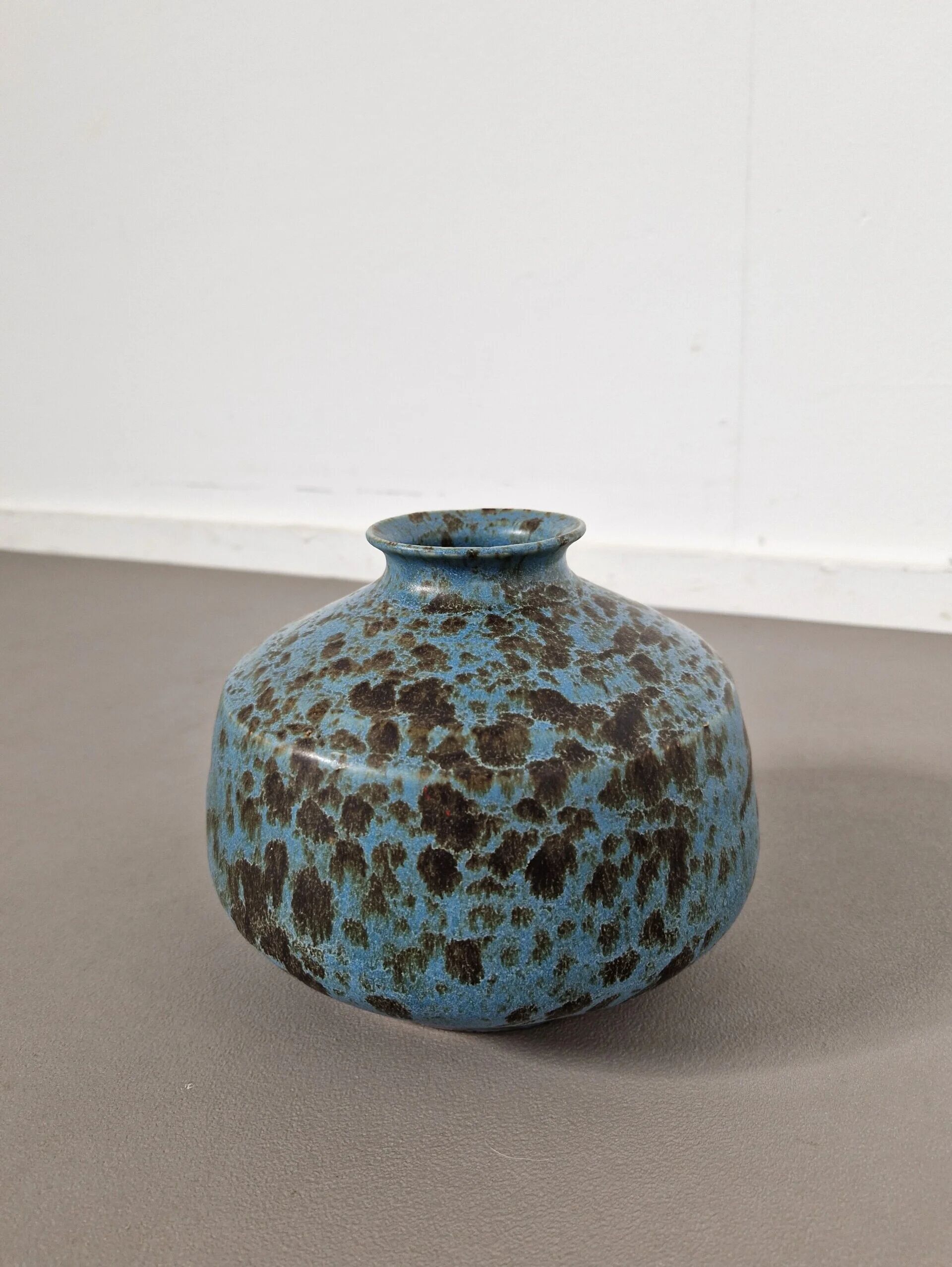 Rodolfo Gonzalez Mele vase | 1970s