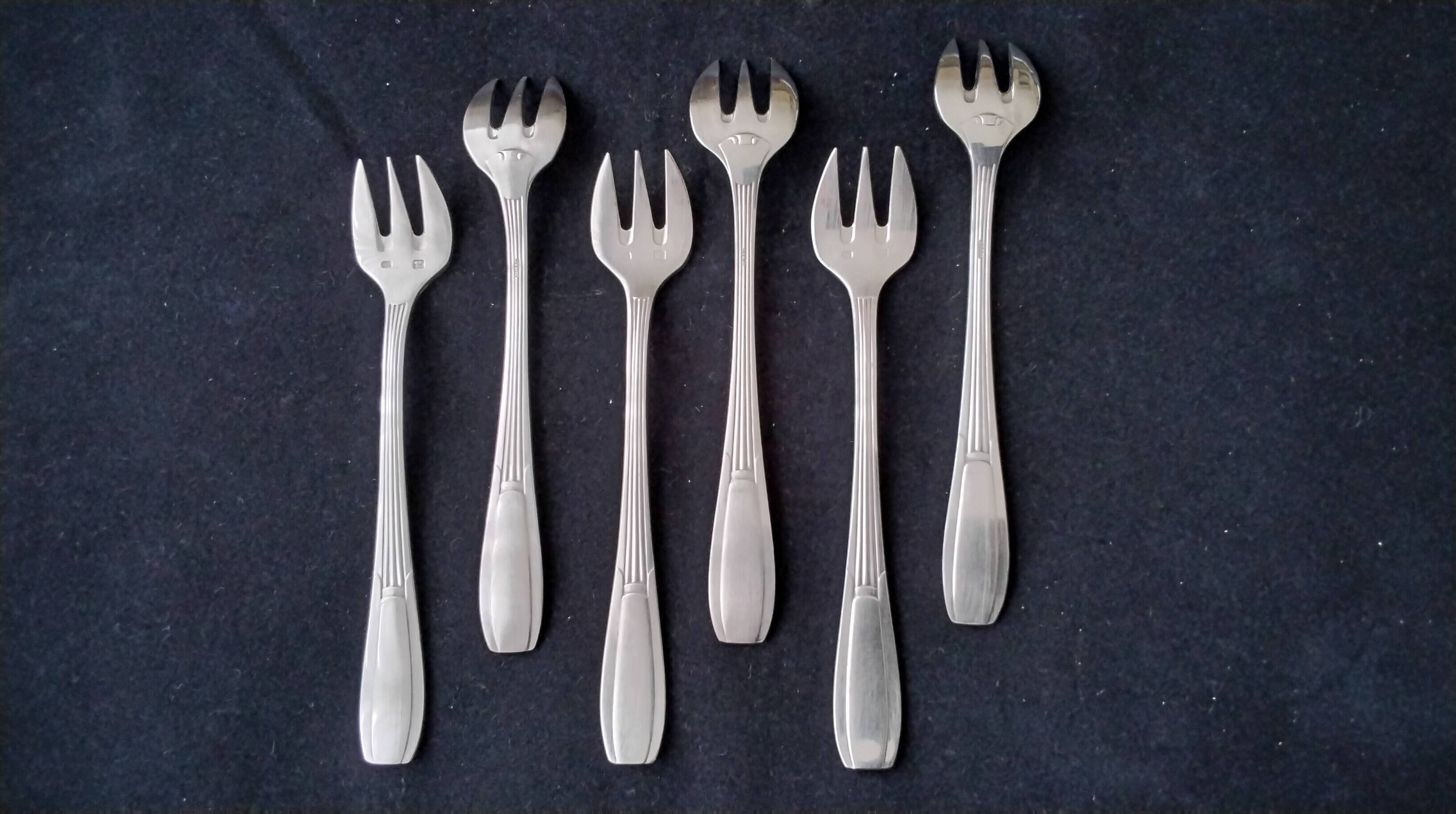 Set of 6 silver-plated oyster forks, SFAM Art Deco style