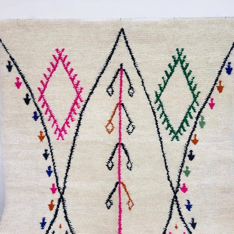 Moroccan handmade rug 200cm x 300cm