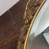 Miroir en bois et plâtre, décor fleuri, Art Déco