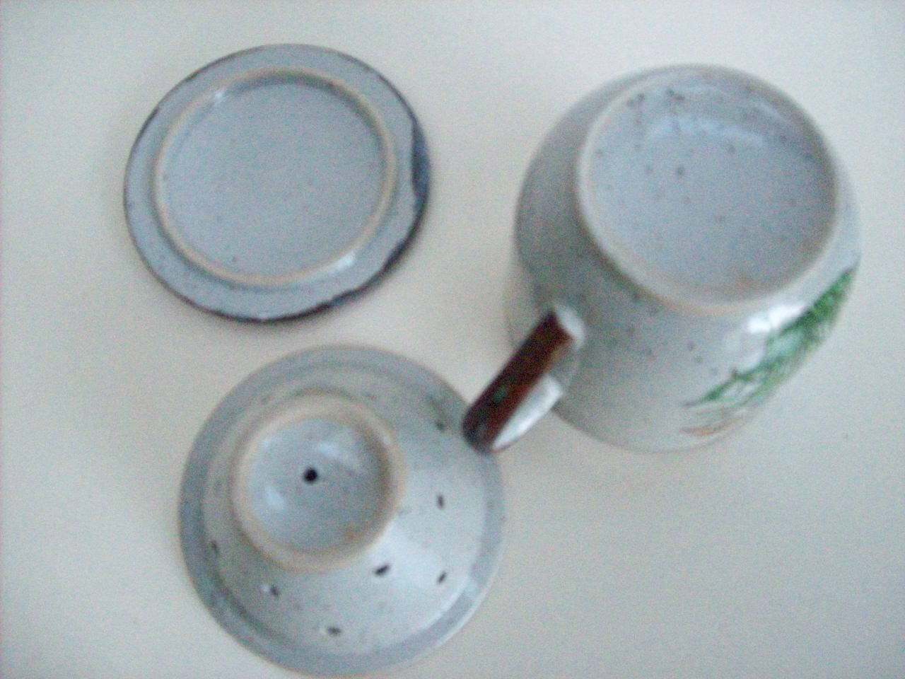 Sandstone herbal tea with its infuser